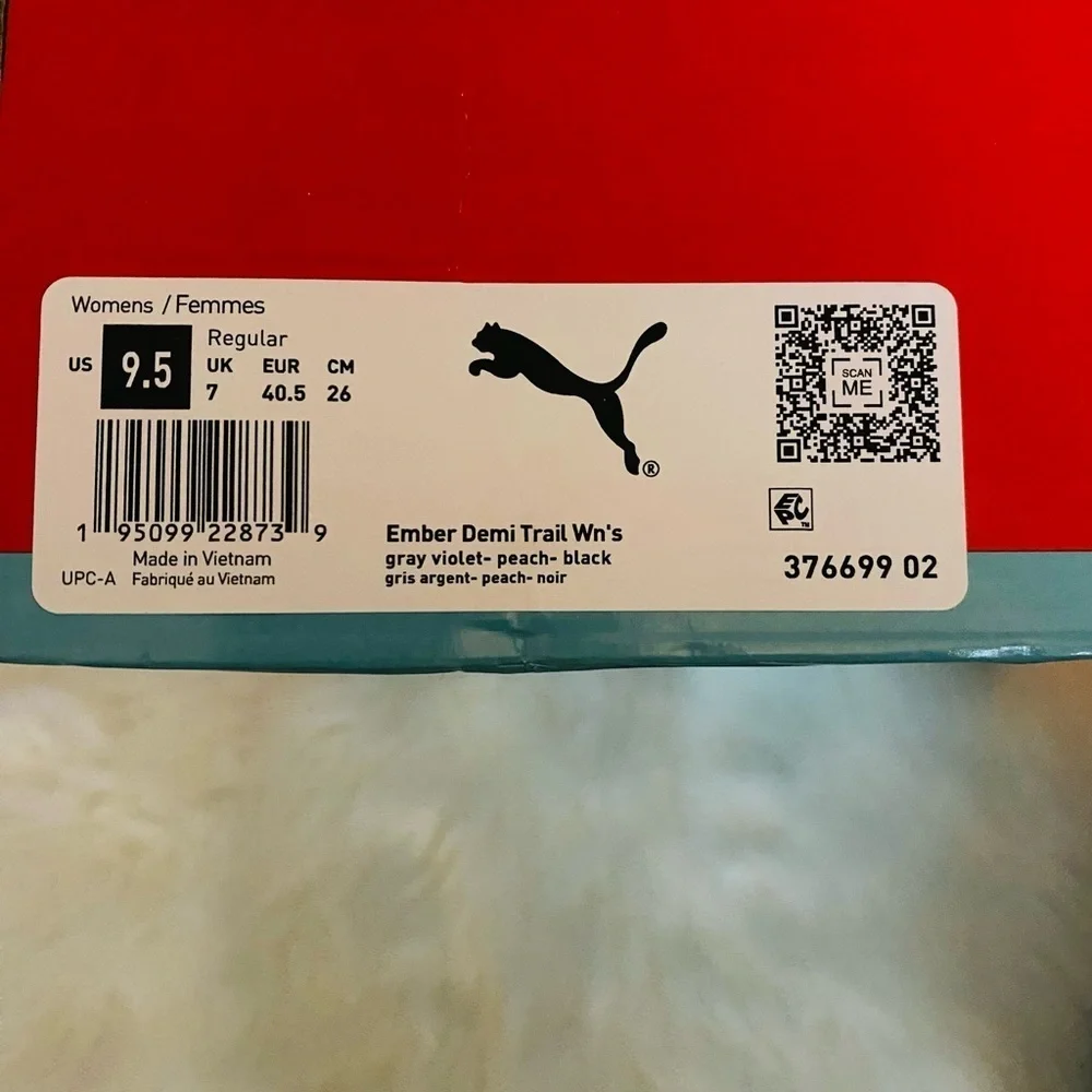 PUMA Ember Demi Trail Women's Hiking Shoes, Sz. 9.5